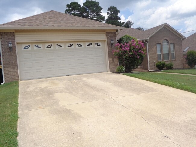 Building Photo - 5059 Silver Oak Dr