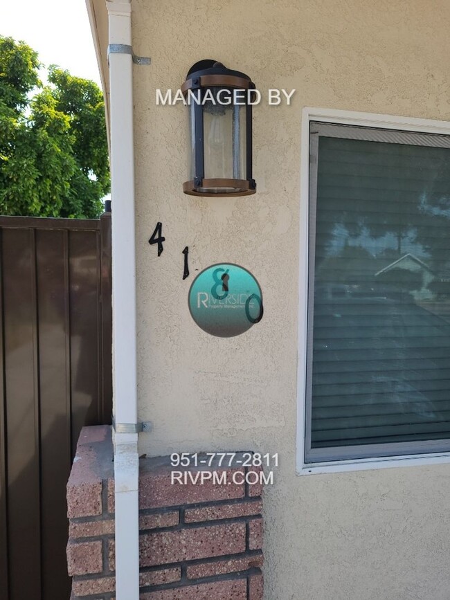 Building Photo - Available now! One bed, one bath ADU with ...
