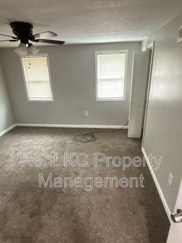 Building Photo - 1807 S Brookside Ave