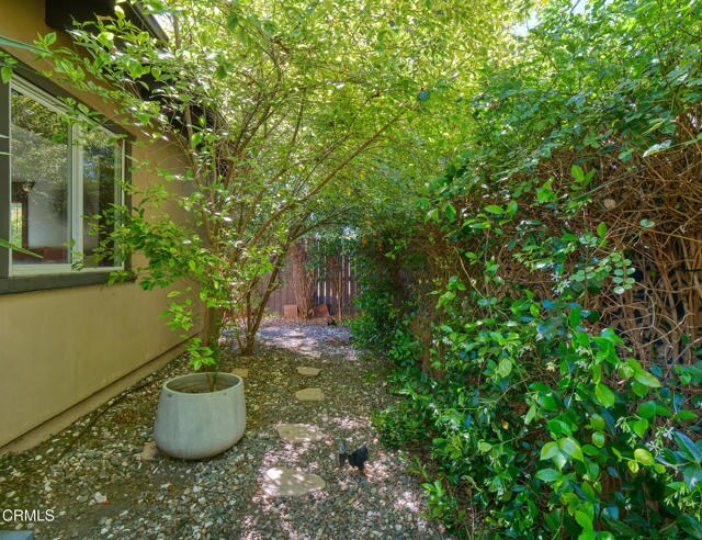 Building Photo - 475 Cypress Ave