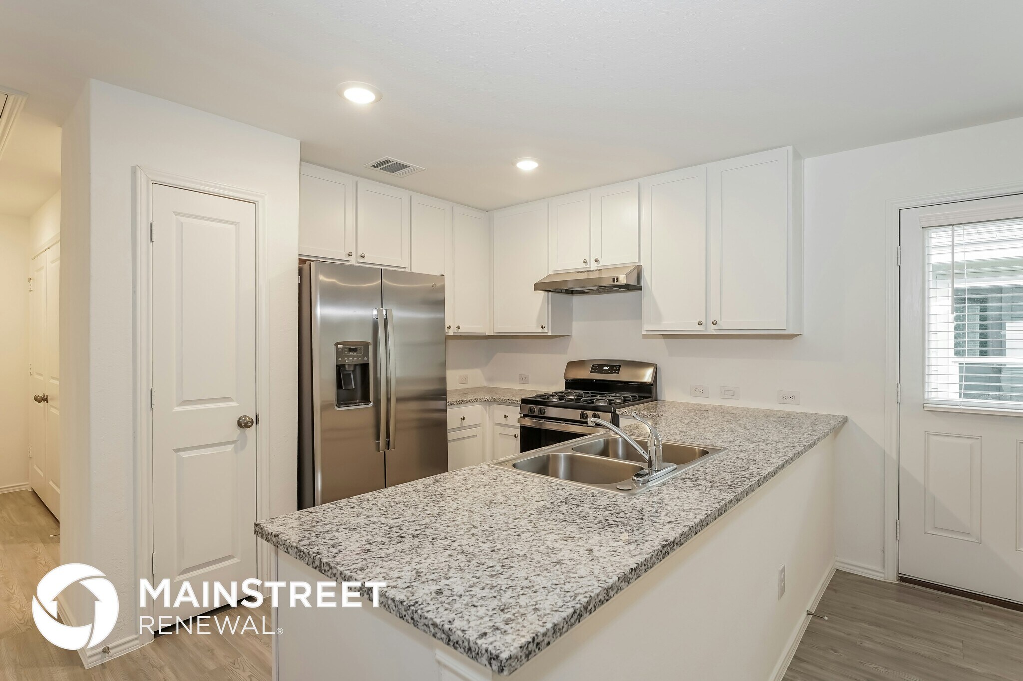 Building Photo - 13827 Goat Cv