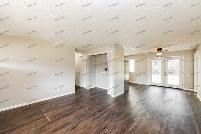 Building Photo - 287 Shaker Ct