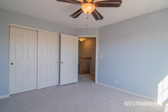 Building Photo - 2486 Golf Ridge Cir