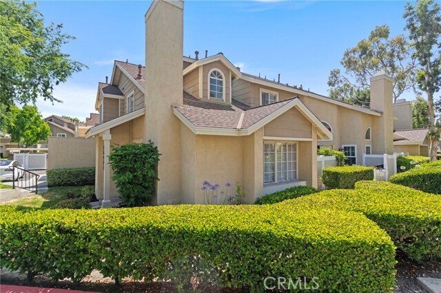 Building Photo - 26481 Olivewood
