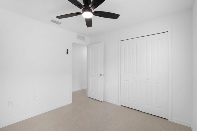 Building Photo - Brand New construction 4 bedrooms 2 bathrooms in North Fort Myers