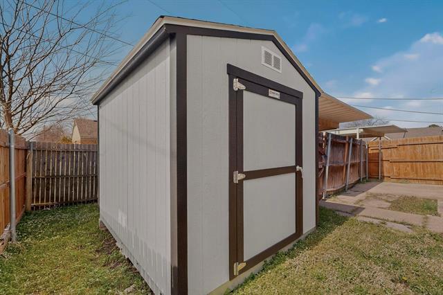 Building Photo - 926 Binbrook Dr