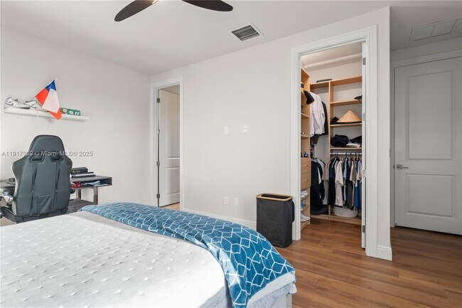 Building Photo - 14820 Millstone Ranches Dr