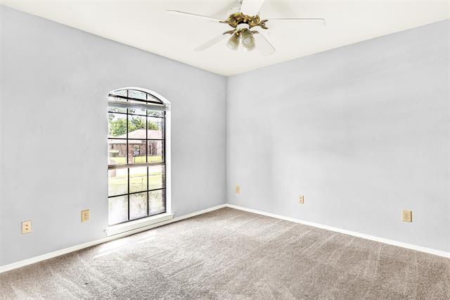 Building Photo - 3117 Osceola Dr