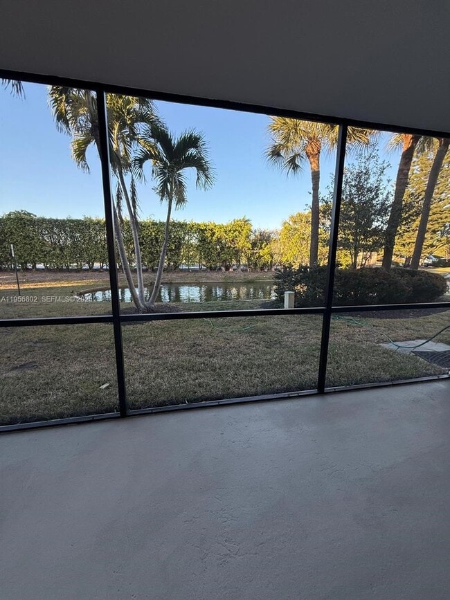 Building Photo - 400 Waterway Dr S