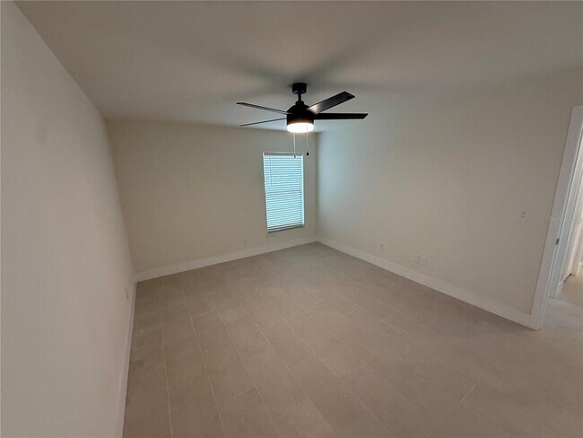 Building Photo - 3455 Countryside Blvd