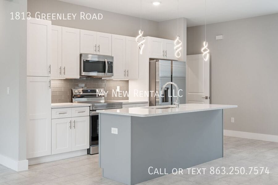 Building Photo - 1813 Greenley Rd