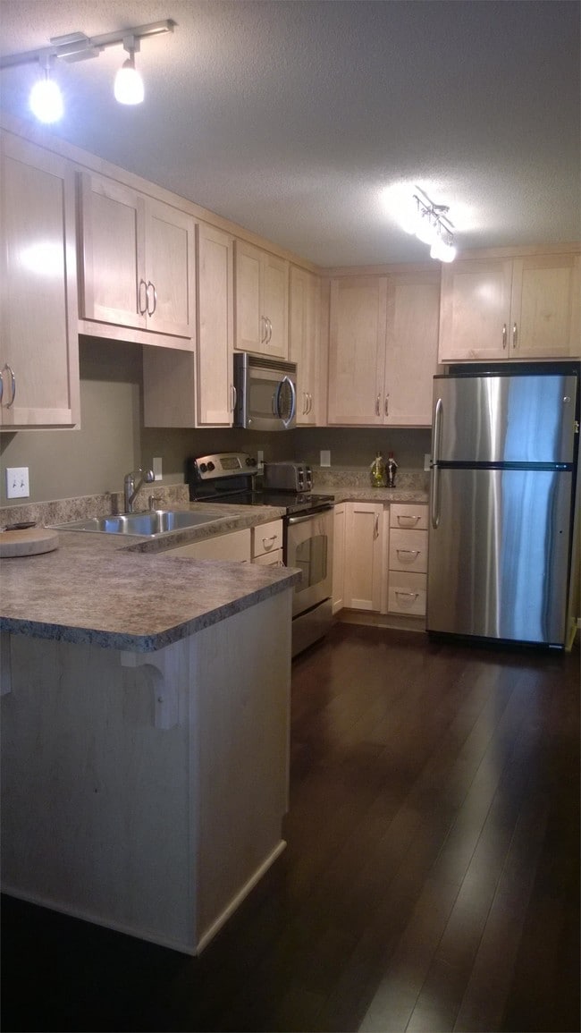 Building Photo - 18197 Warbler Ln