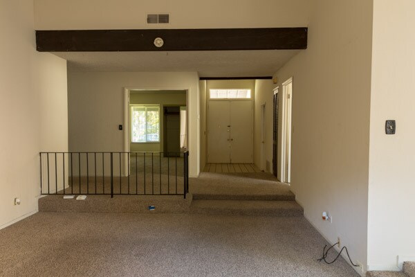 Building Photo - 7084 Via Ramada