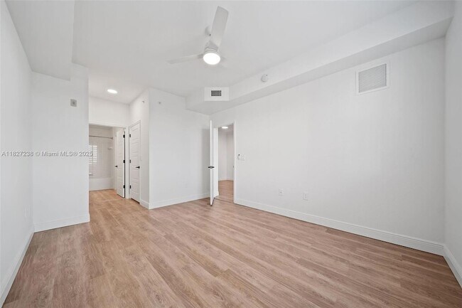 Building Photo - 10170 SW 7th St