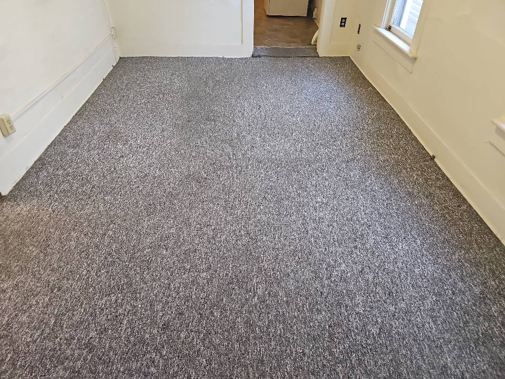 Building Photo - 614 Water St