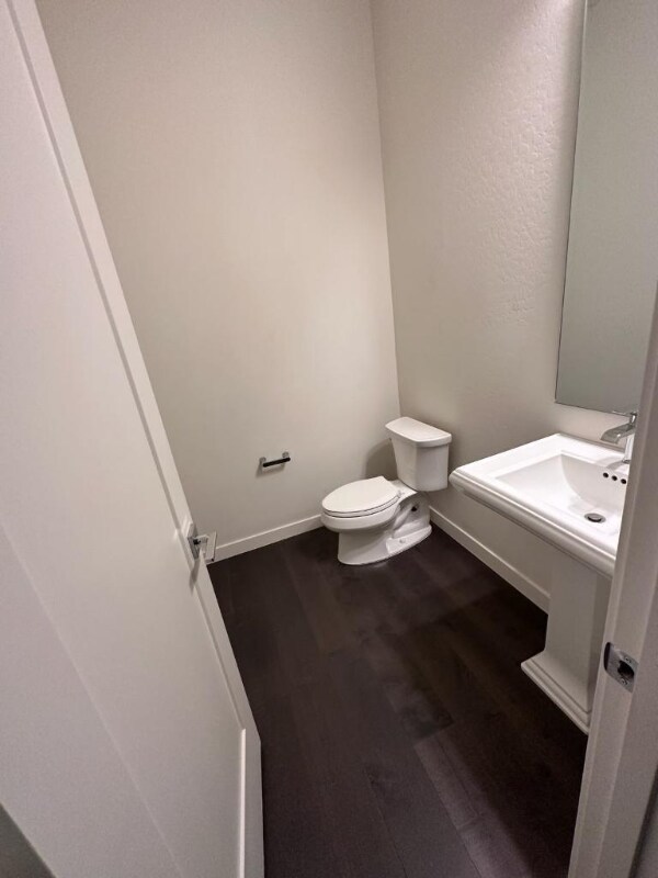 Building Photo - 3427 E Harwell Rd