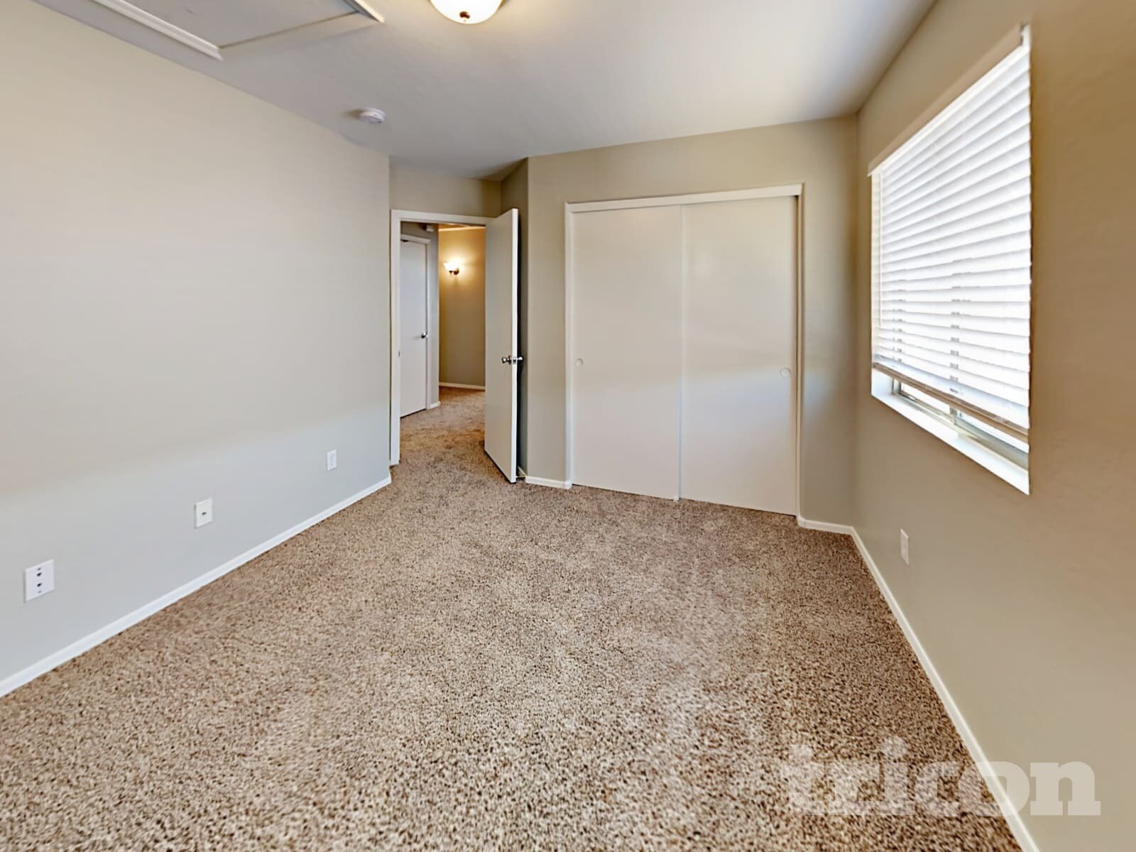 Building Photo - 6341 W Watkins St