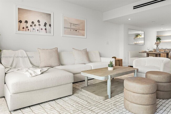 Building Photo - 2301 Collins Ave