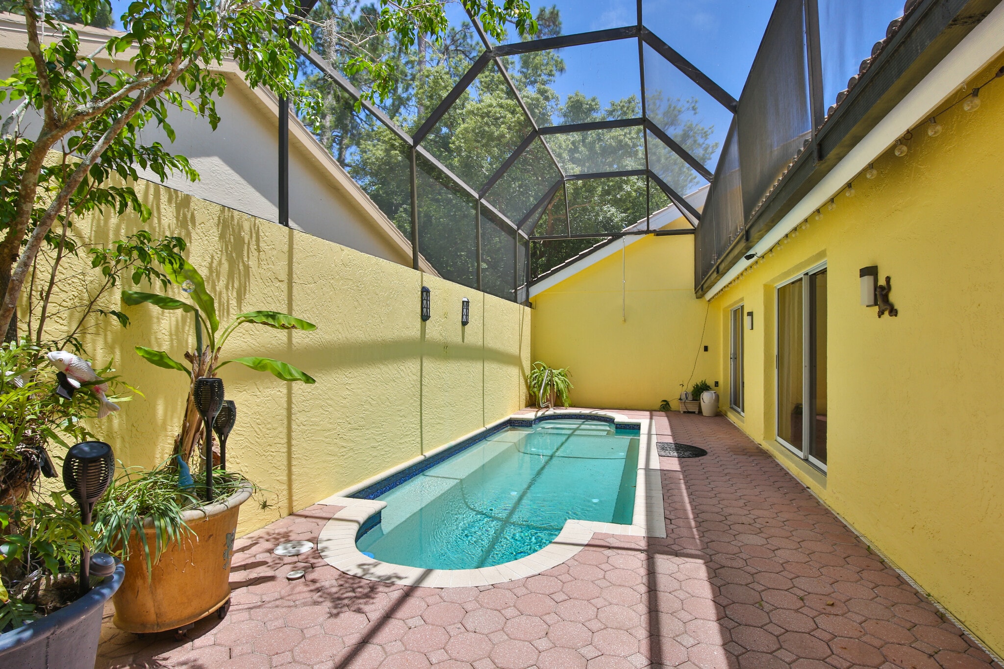 Screened Pool/lanai - 4700 Tivoli Ave