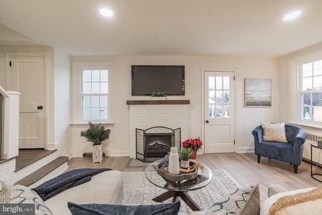 Building Photo - 115 Beech Rd