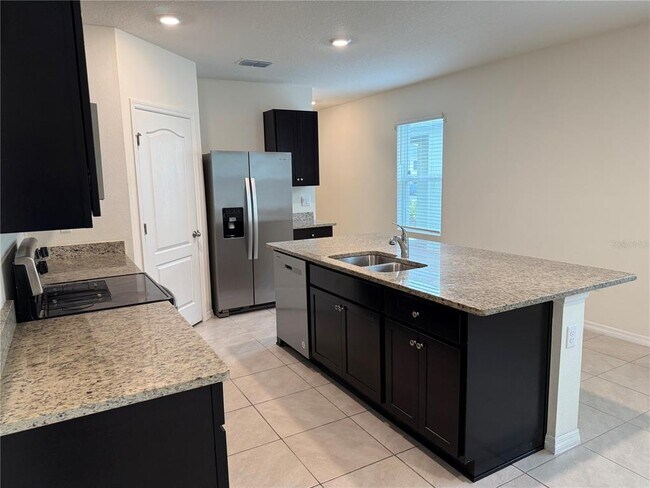 Building Photo - 2626 Angel Fls Dr