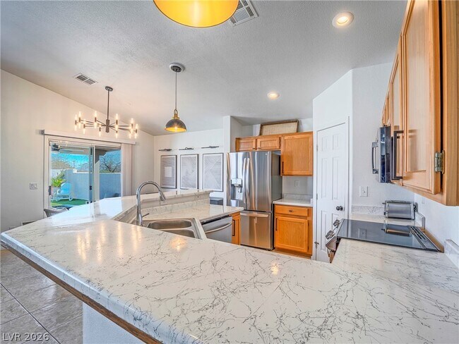 Building Photo - 6832 Rosinwood St