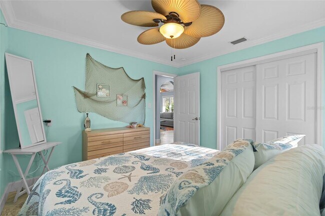 Building Photo - 284 44th Ave