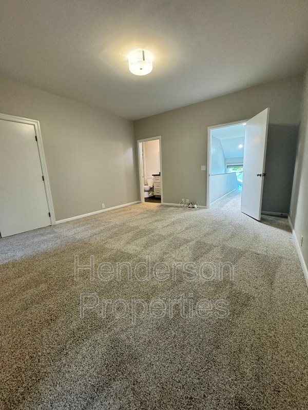 Building Photo - 501 Fenton Pl