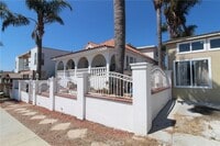 Building Photo - 2078 Harrison Ave