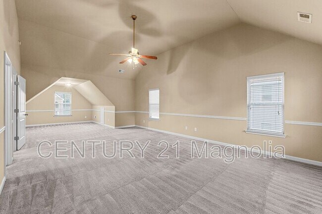Building Photo - 2203 Grandwood Ln