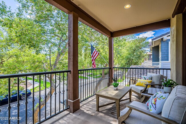 Building Photo - 21124 W Prospector Way