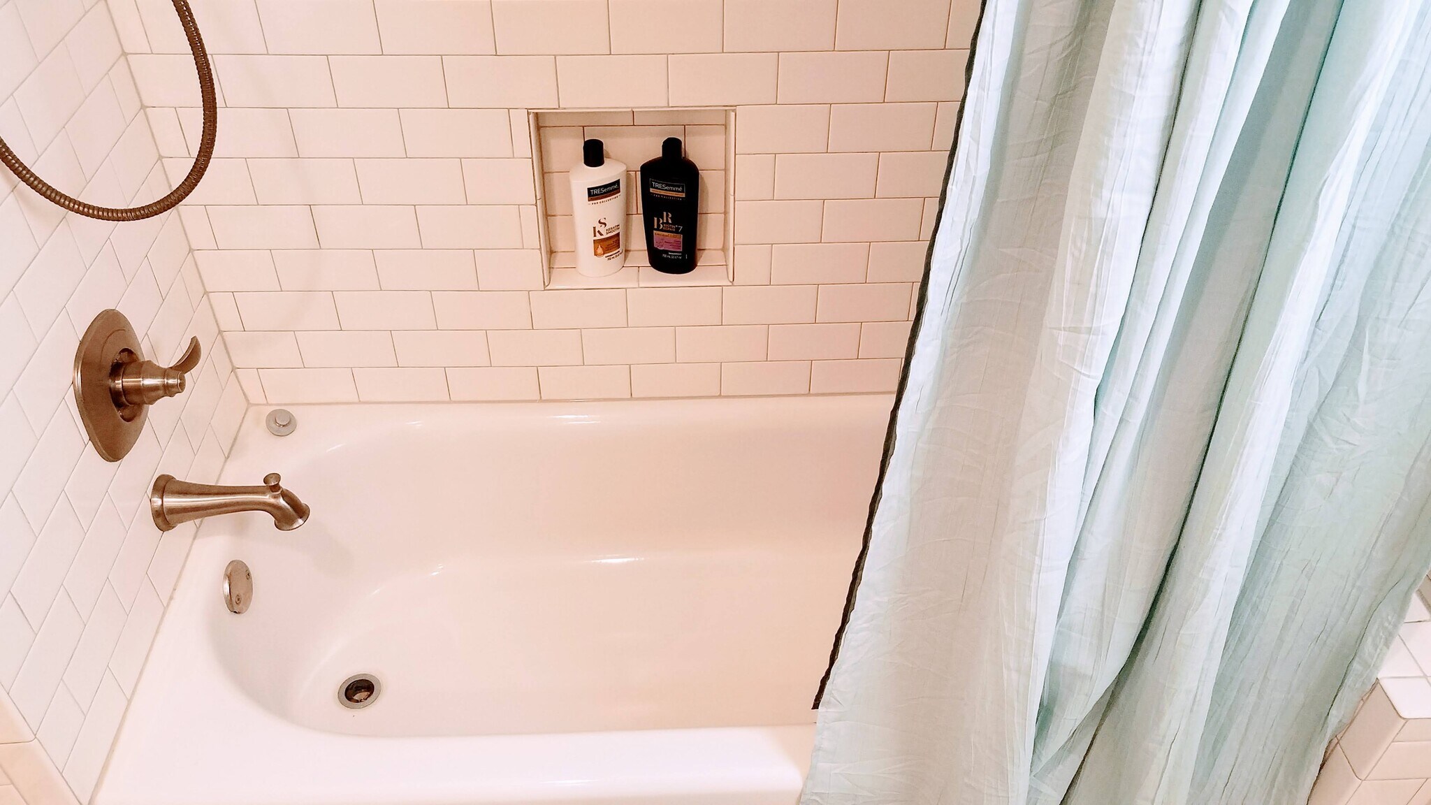 Building Photo - 3202 Le Bron Rd