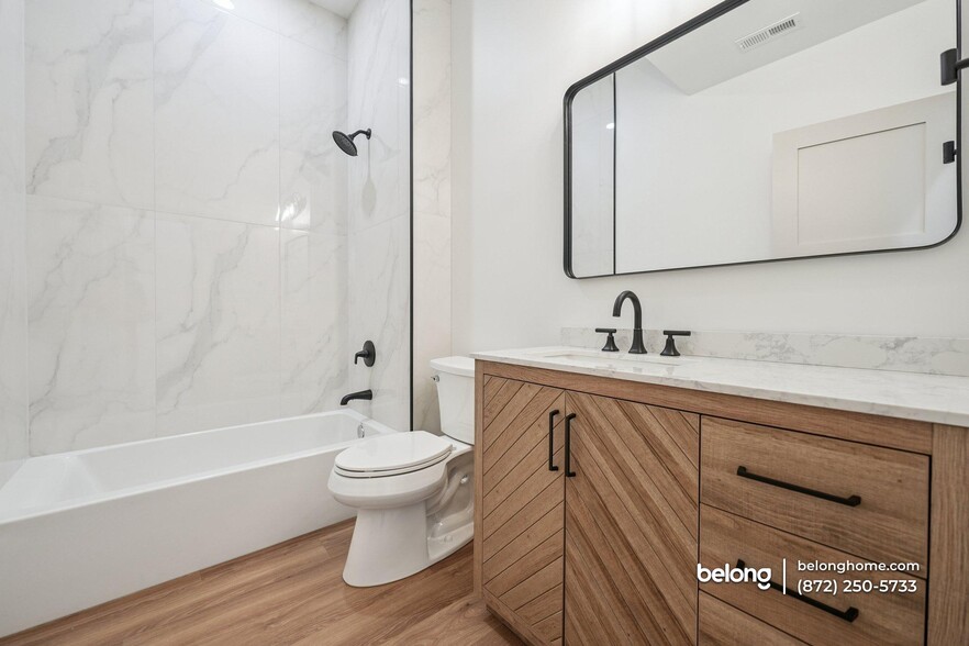 Building Photo - 298 Apache Trail