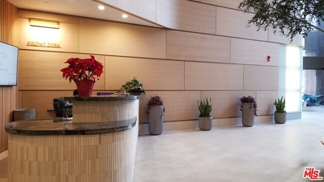 Building Photo - 1100 Wilshire Blvd