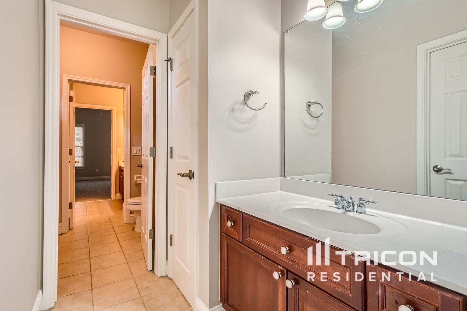 Building Photo - 3207 Collier Gate Ct