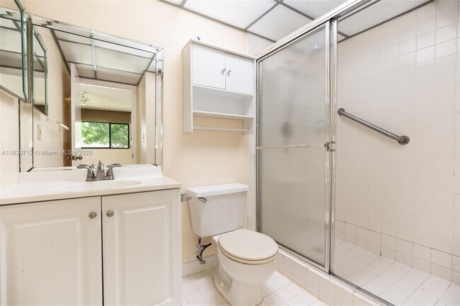 Building Photo - 10869 W Clairmont Cir