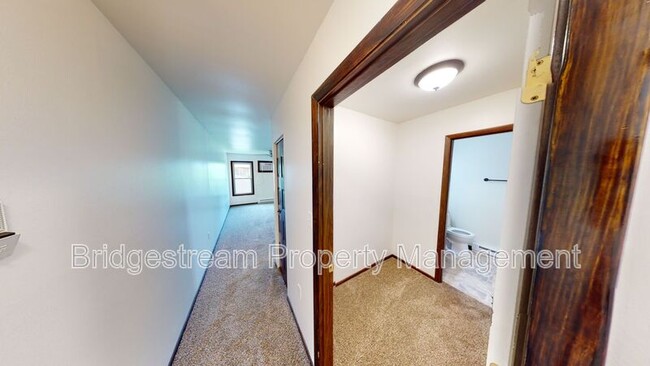 Building Photo - 7123 N Springboro Pike