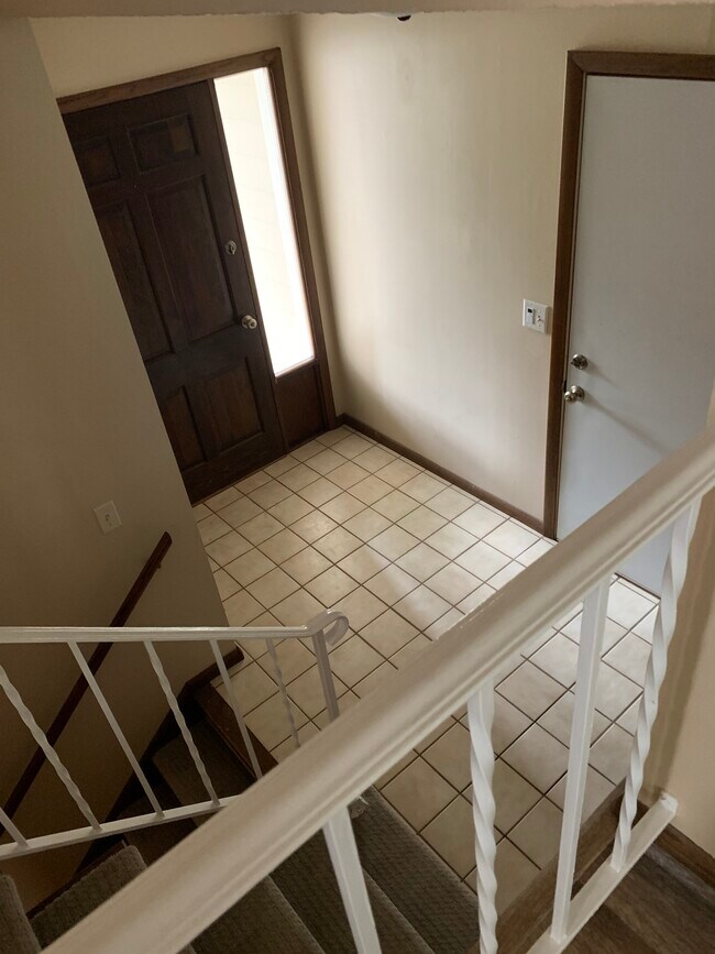 Building Photo - 13694 Fordham Ave