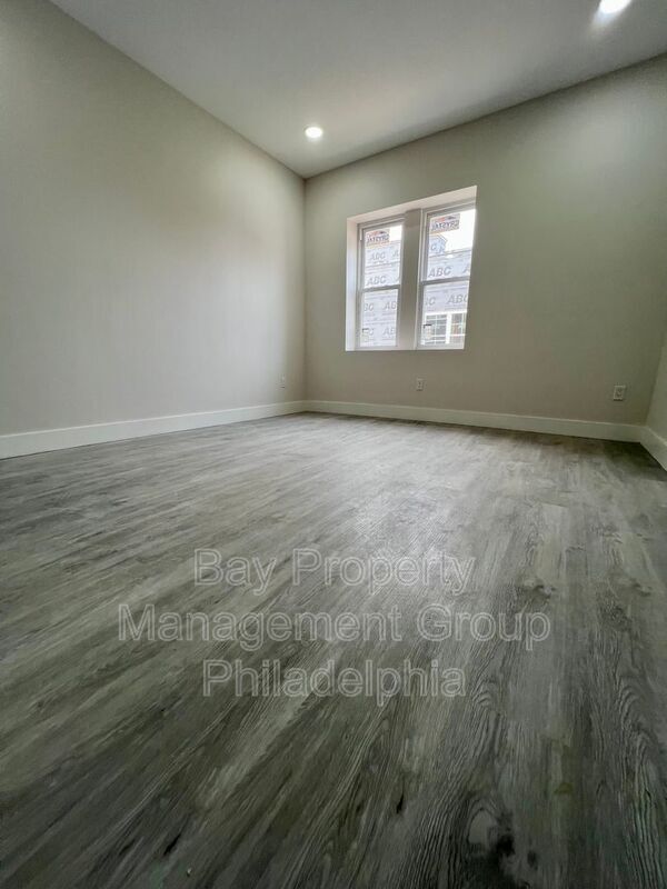 Building Photo - 32 S 62nd St