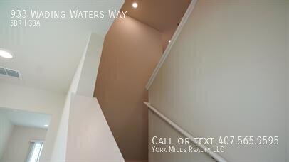 Building Photo - 933 Wading Waters Wy