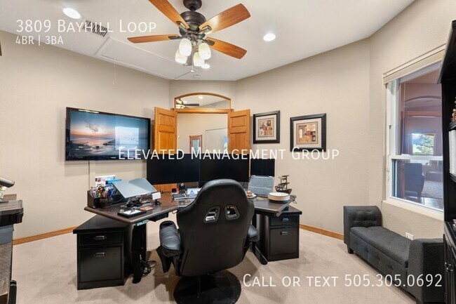 Building Photo - 3809 Bay Hill Loop SE