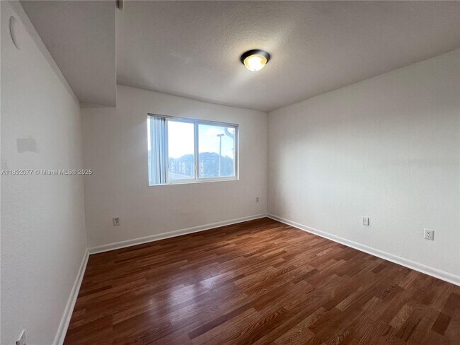 Building Photo - 15480 SW 284th St