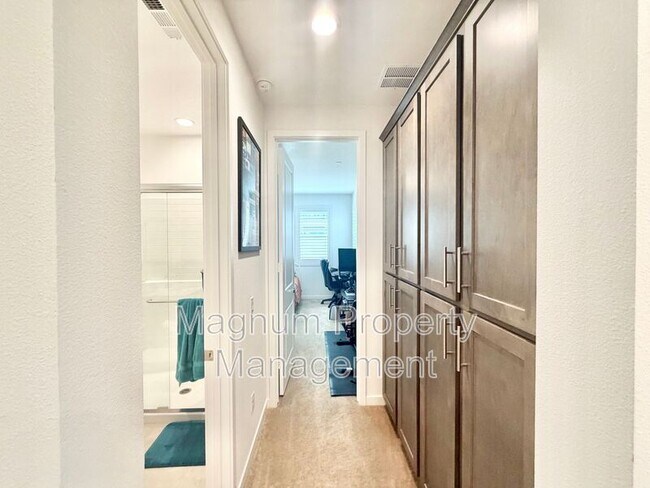 Building Photo - 32730 Brunello Wy