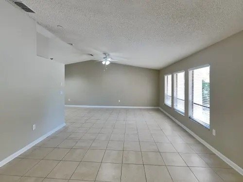 Building Photo - 285 Millstone Dr