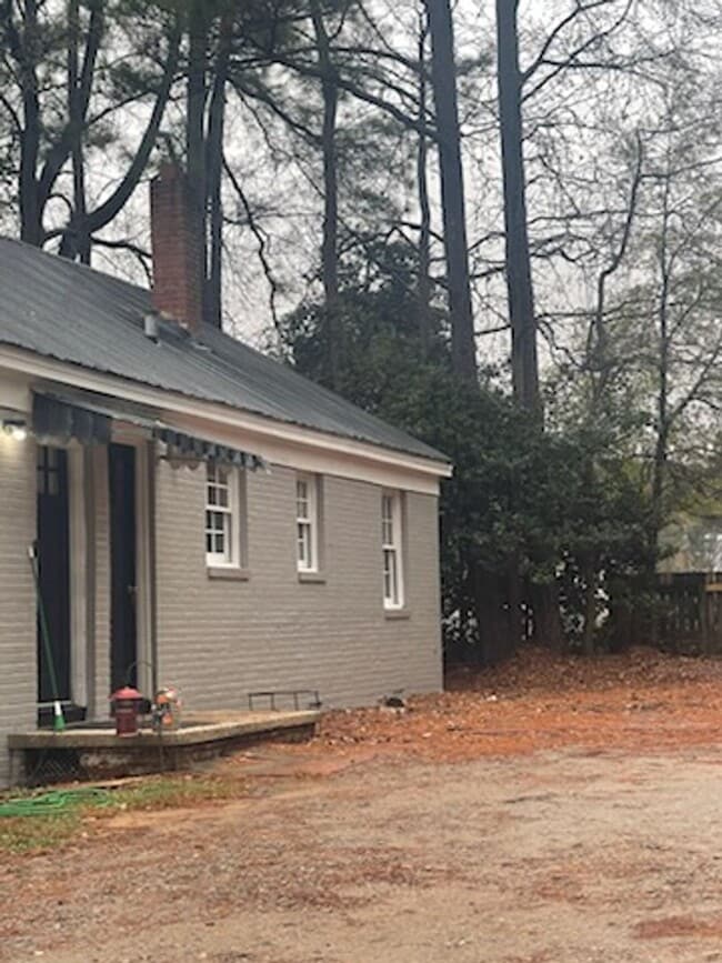 Building Photo - 706 N Horner Blvd