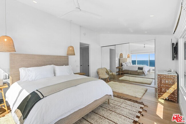 Building Photo - 29680 Zuma Bay Way