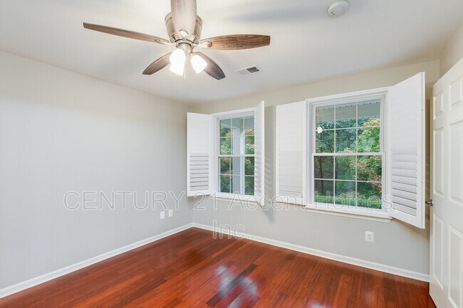 Building Photo - 20366 Birchmere Terrace