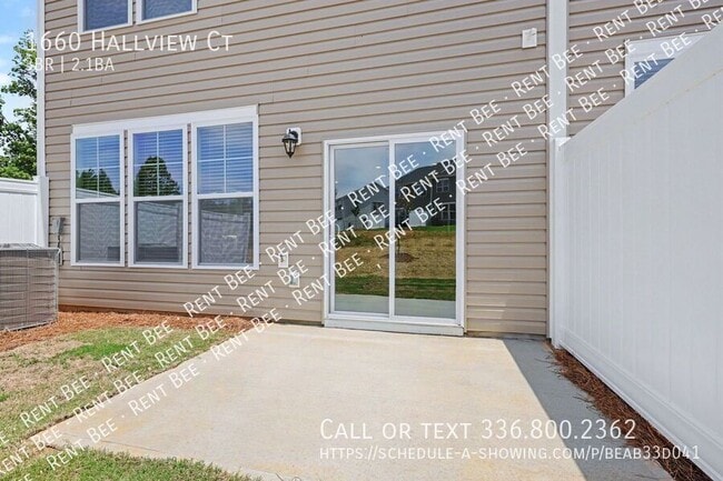 Building Photo - 1660 Hallview Ct
