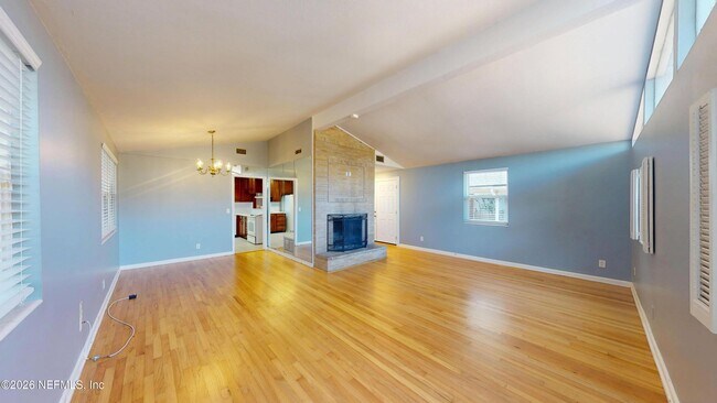 Building Photo - 3950 San Clerc Rd