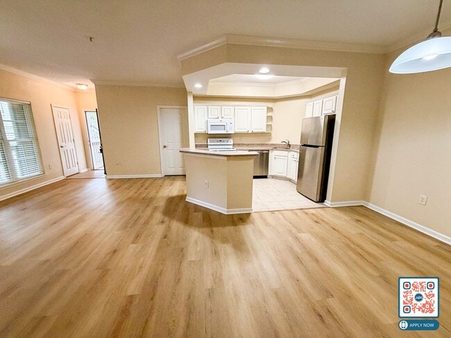 Building Photo - HOLIDAY CHEER - 50% Off 1st Month's Rent